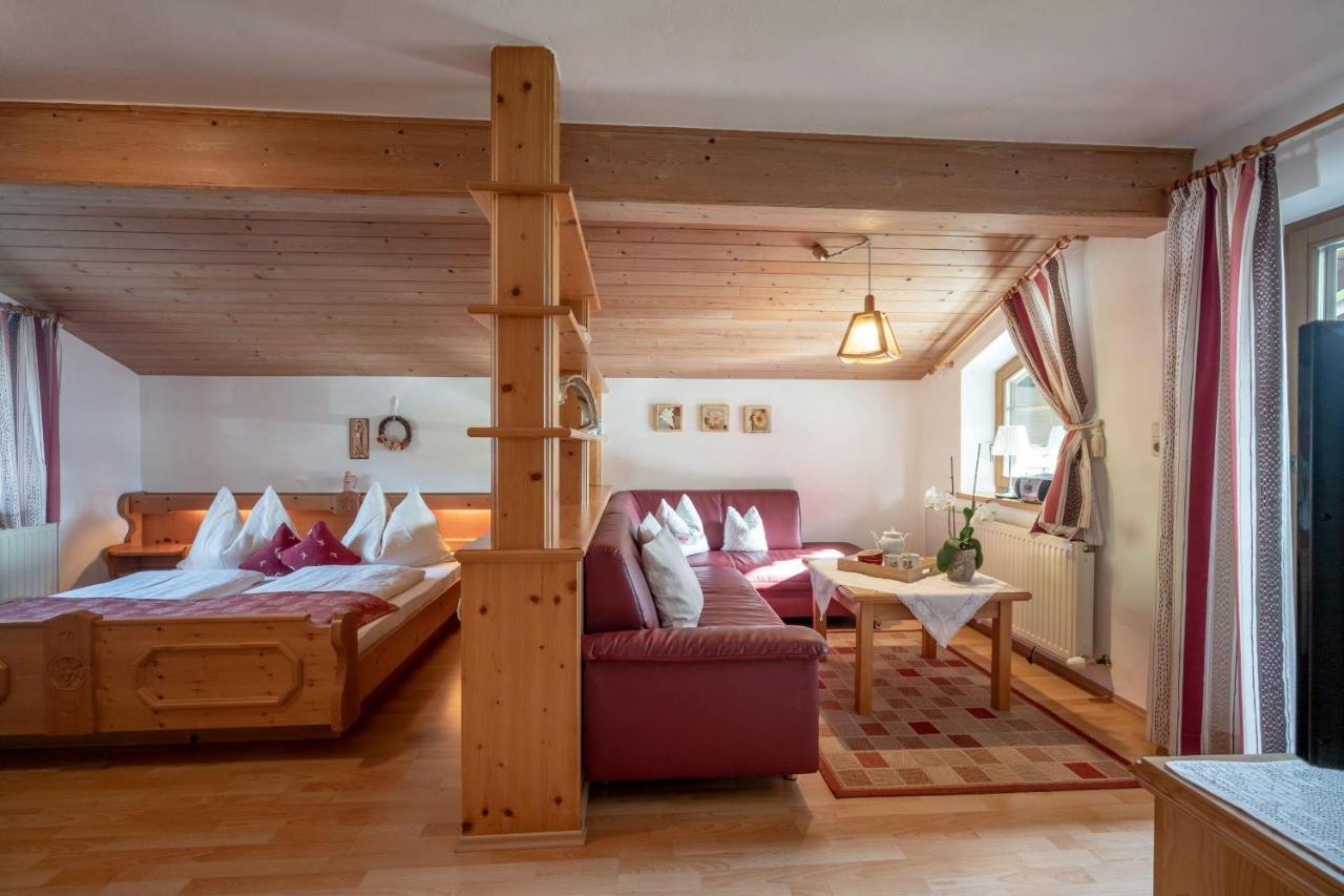 Haus Lindeneck - Erika Schwentner Daire Kössen Dış mekan fotoğraf
